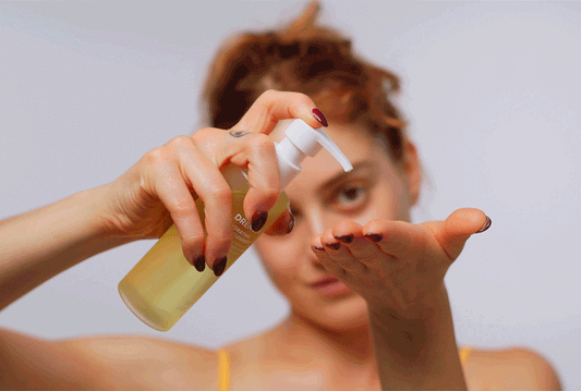 The Role of Emulsifiers in Oil Cleansers: The Key to A Perfect Cleanse